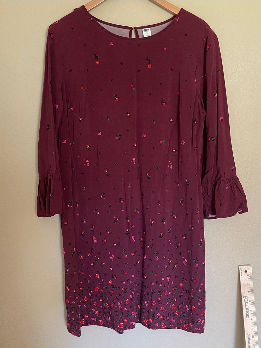 Old Navy Burgundy Floral Long-Sleeve Shift Dress